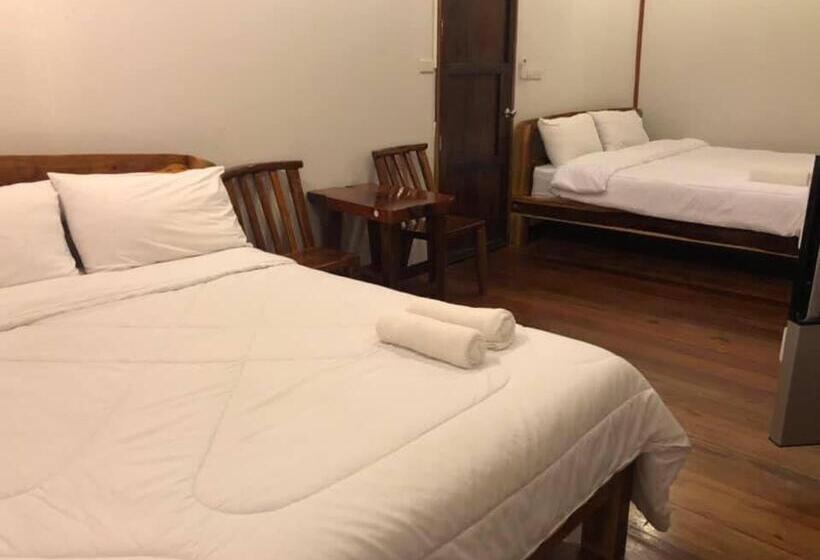 Номер Стандарт, บ้านระการีสอร์ต