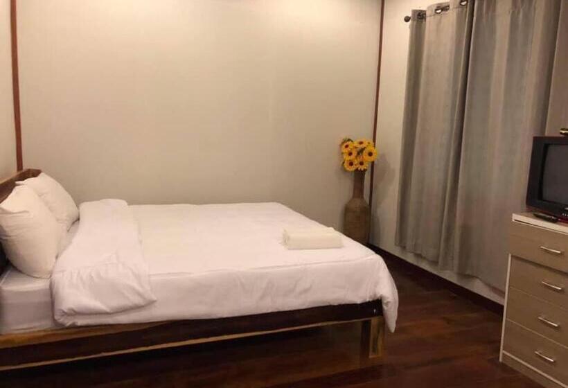 Номер Стандарт, บ้านระการีสอร์ต