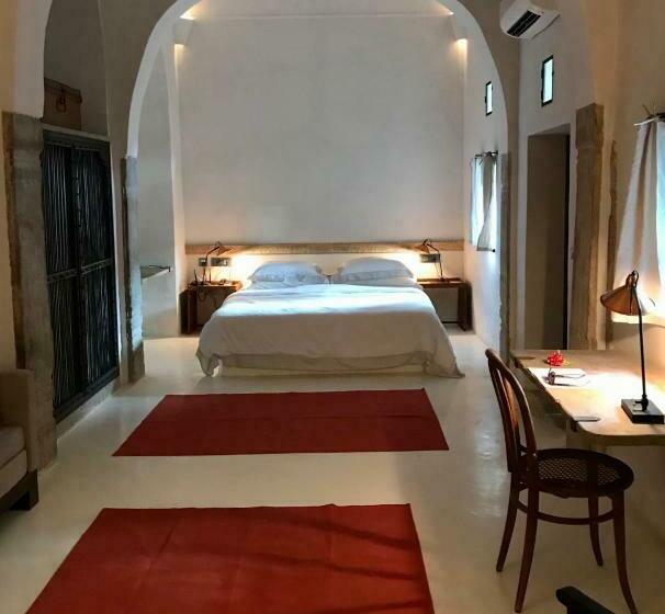 ガーデンビュースタンダードルーム, Deeppura Garh