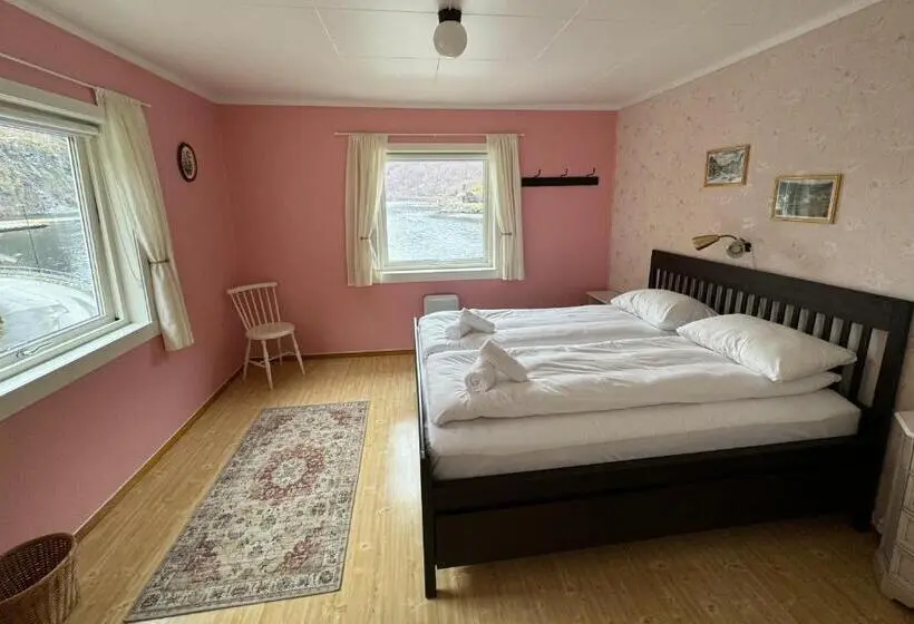オーシャンビュースタンダードルーム, Svingen Guesthouse   Panoramic Fjord Views In Flåm