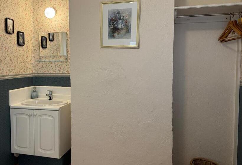 Одноместный Номер Вид на Сад, Svingen Guesthouse   Panoramic Fjord Views In Flåm