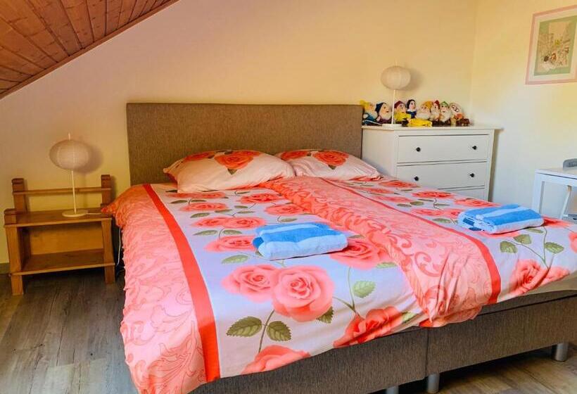 غرفة قياسية ثلاثية, B&b Oostkapelle Aan Zee