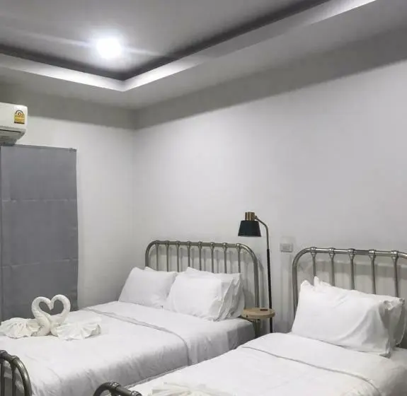 スタンダードトリプルルーム, One Dd Homes
