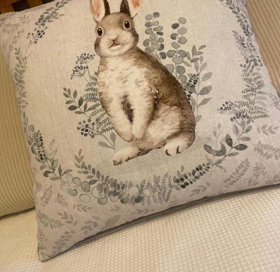 اتاق استاندارد, The Cottage Inn