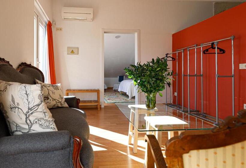 سوییت جونیور با بالکن, Rural Costa Del Trigo