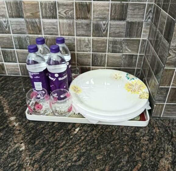 דירת שני חדרים, Rose Villa