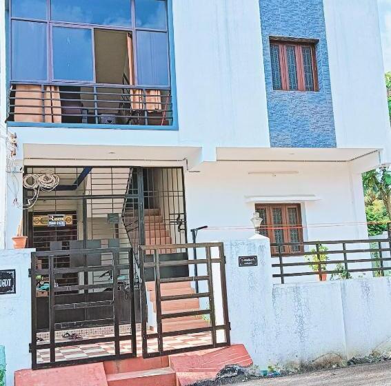 デラックスルーム, Rose Villa