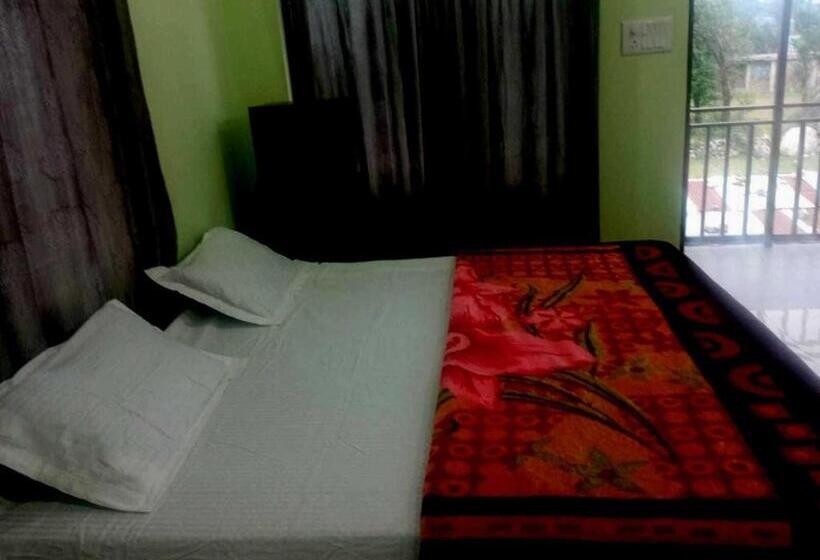 Трехместный Номер Классика, Oyo 81211 Ss Guest House