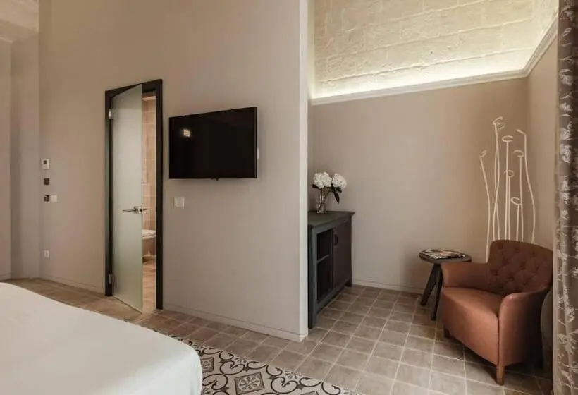 اتاق سوپریور با تخت بزرگ, Ibb Hotel Palazzo Bettina Malta
