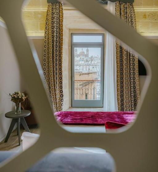 سوییت لوکس, Ibb Hotel Palazzo Bettina Malta