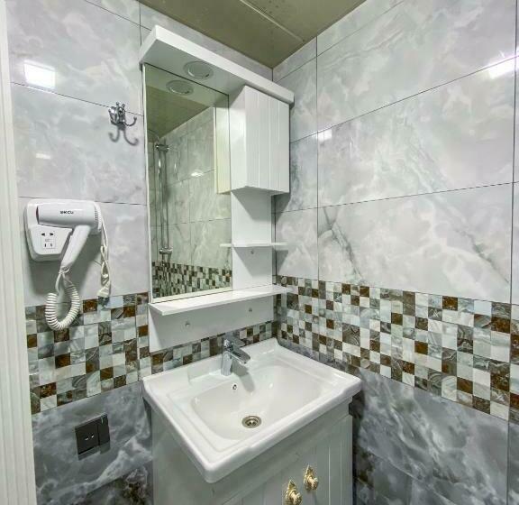 اتاق لوکس, Miramida