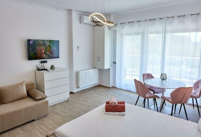 إستديو قياسى مزود بشرفة, Grup Casa Del Mar