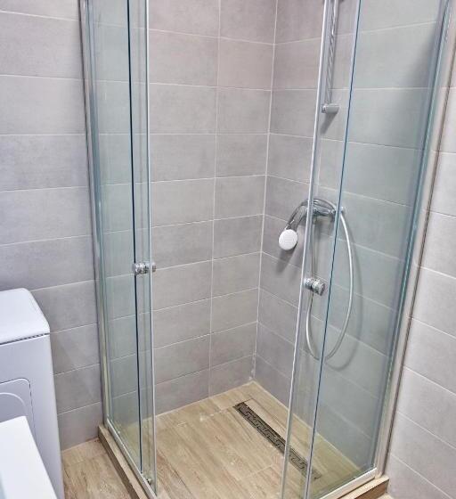 إستديو قياسى مزود بشرفة, Grup Casa Del Mar