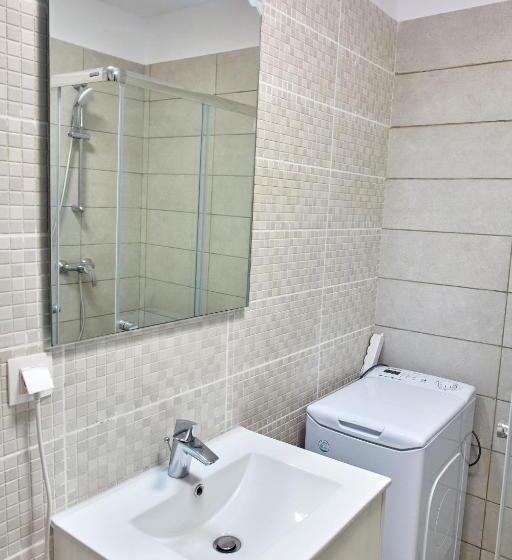 إستوديو قياسى, Grup Casa Del Mar