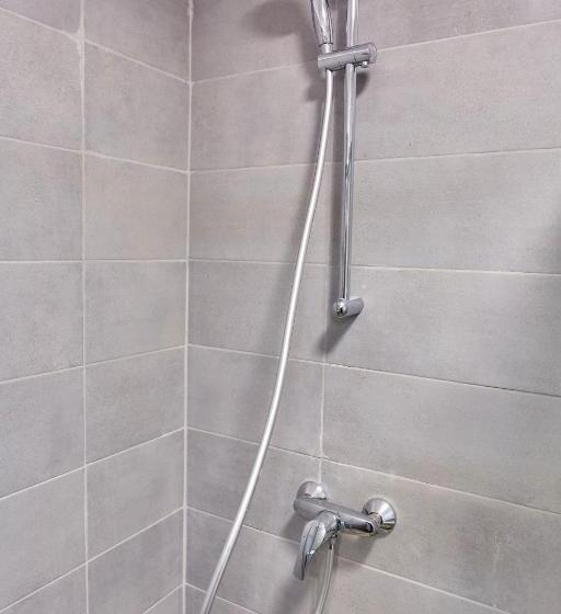 إستديو قياسى مزود بشرفة, Grup Casa Del Mar