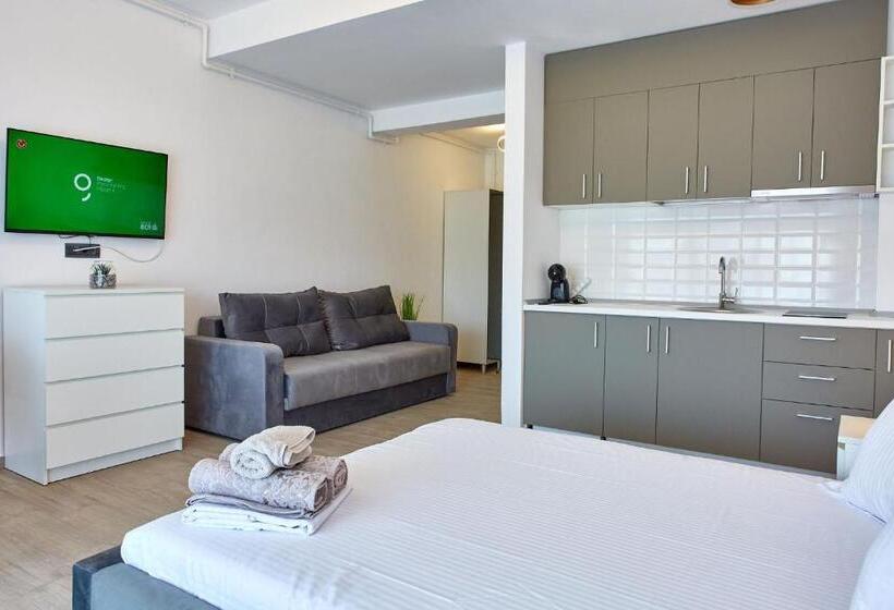 إستوديو ديلوكس, Grup Casa Del Mar