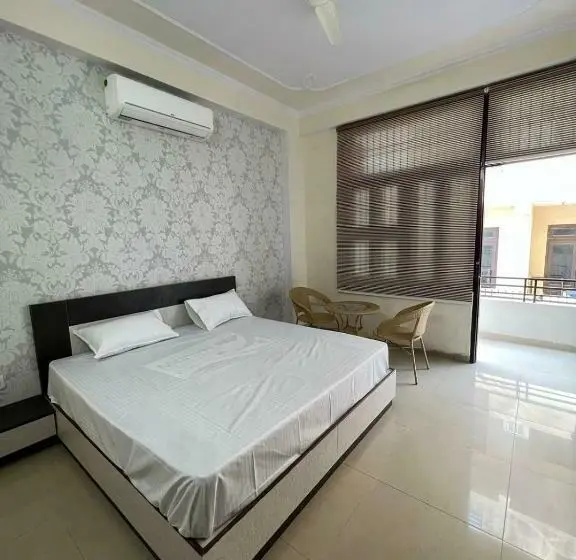 Deluxe-huone, Grand Mala