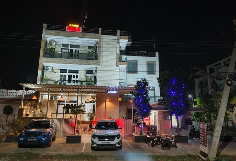 デラックスルーム, Grand Mala