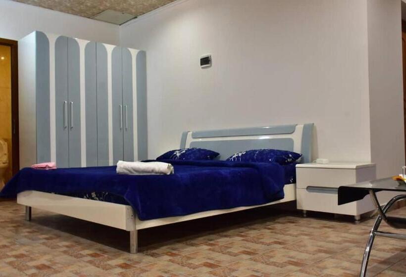 스탠다드 룸, Gyumri