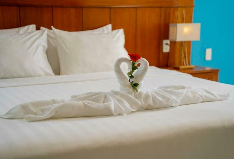 اتاق استاندارد با تخت بزرگ, Hoi An Heart Hostel Villa   Bespoke