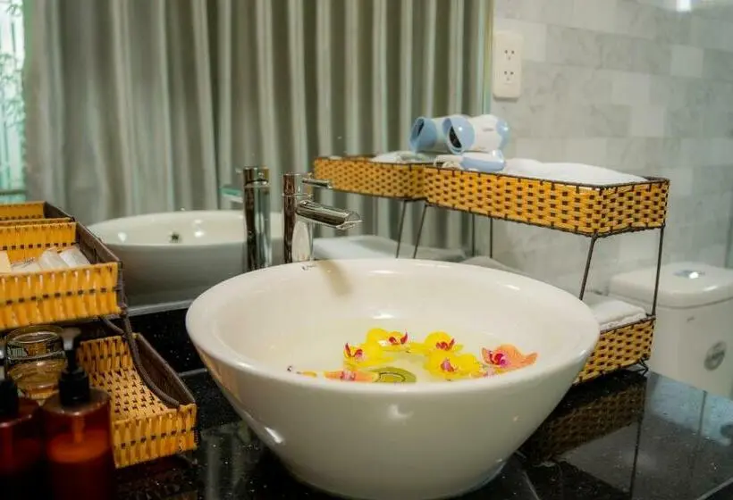 اتاق استاندارد با بالکن, Hoi An Heart Hostel Villa   Bespoke