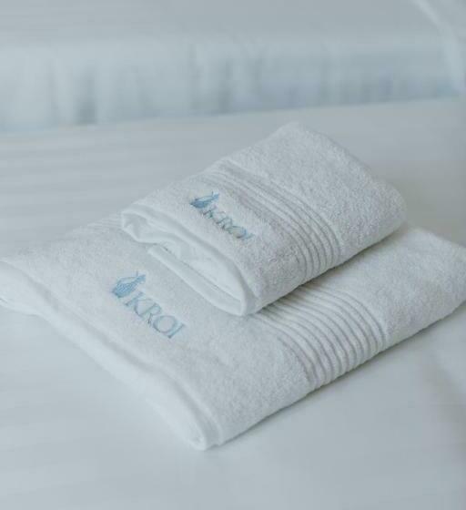 غرفة ديلوكس مطلة على المدينة, Kroi Near Castle Entrance Castle And Town View