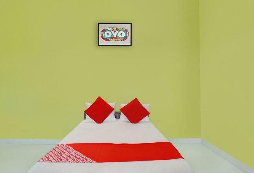 トリプルクラシックルーム, Oyo Flagship 81180 Maa Pitambara