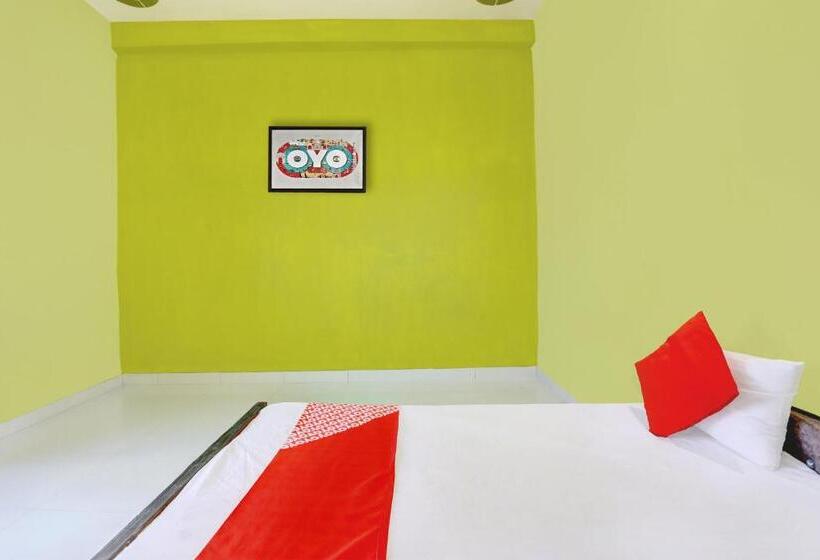 トリプルクラシックルーム, Oyo Flagship 81180 Maa Pitambara