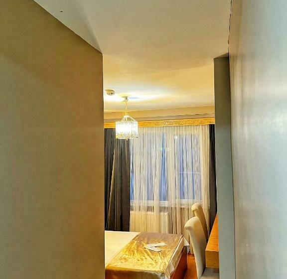 استودیوی استاندارد, Taksim Cetinkaya Suite