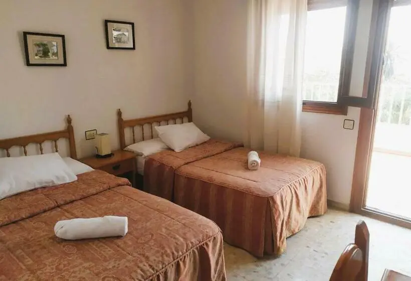اتاق استاندارد با تراس, Hostal Casa Emilio