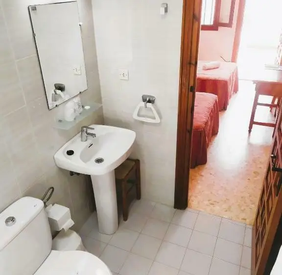 اتاق استاندارد با تراس, Hostal Casa Emilio