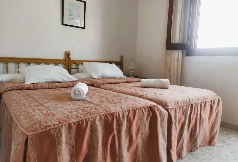 اتاق استاندارد با بالکن, Hostal Casa Emilio