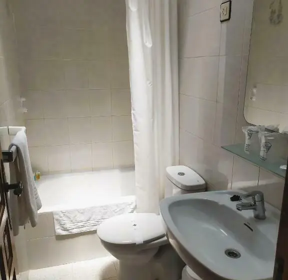 اتاق استاندارد, Hostal Casa Emilio