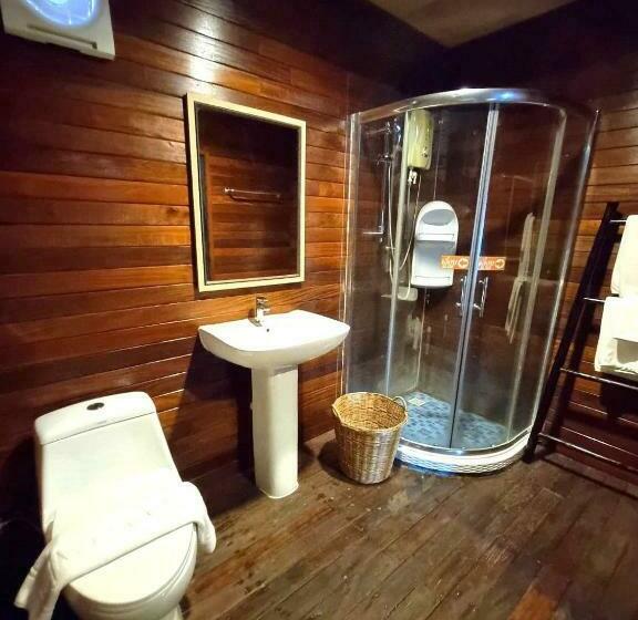 四人高级间, Ruknam Resort