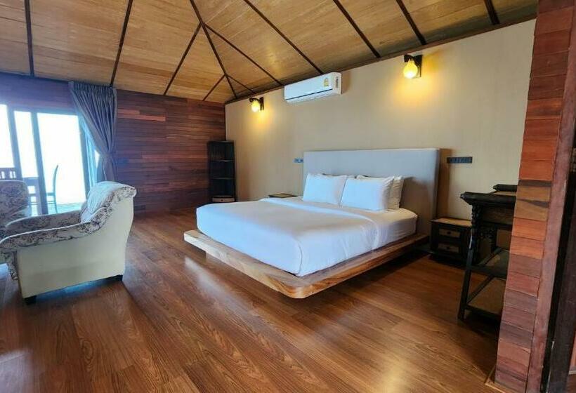 豪华湖景房, Ruknam Resort