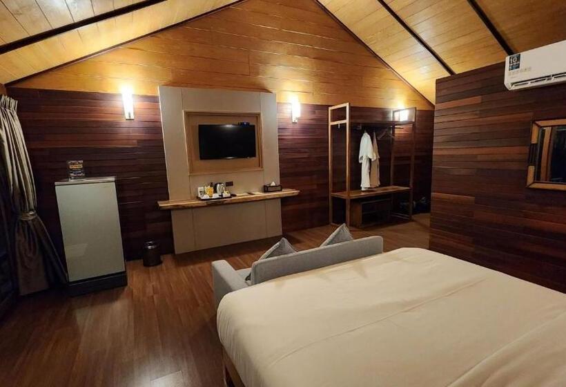 豪华房间, Ruknam Resort