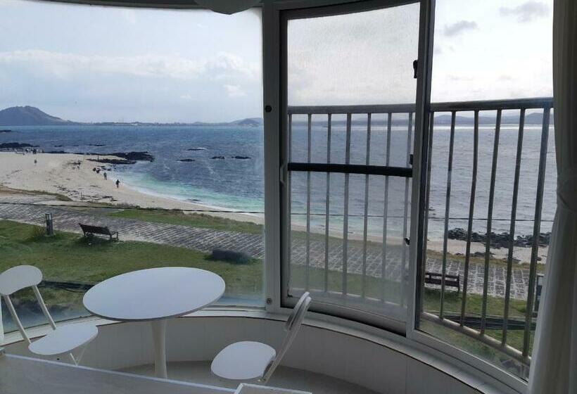 חדר דלוקס נוף לים, White Castle Pension