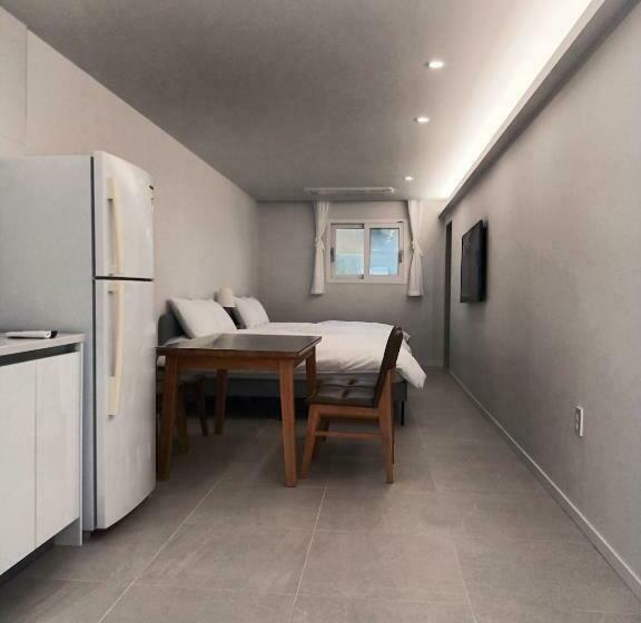 חדר סטנדרט שתי מיטות זוגיות, White Castle Pension