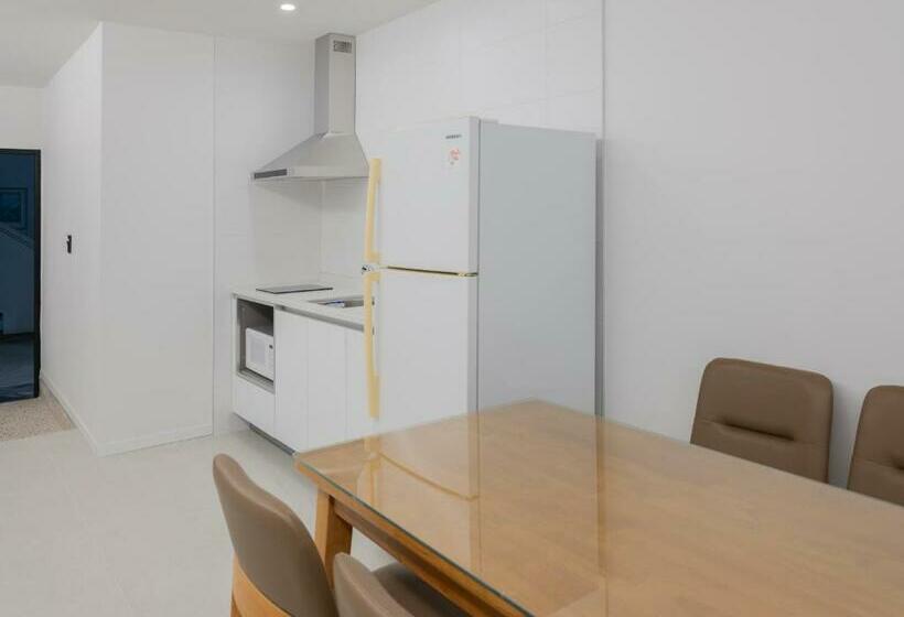 חדר סטנדרט שתי מיטות זוגיות, White Castle Pension