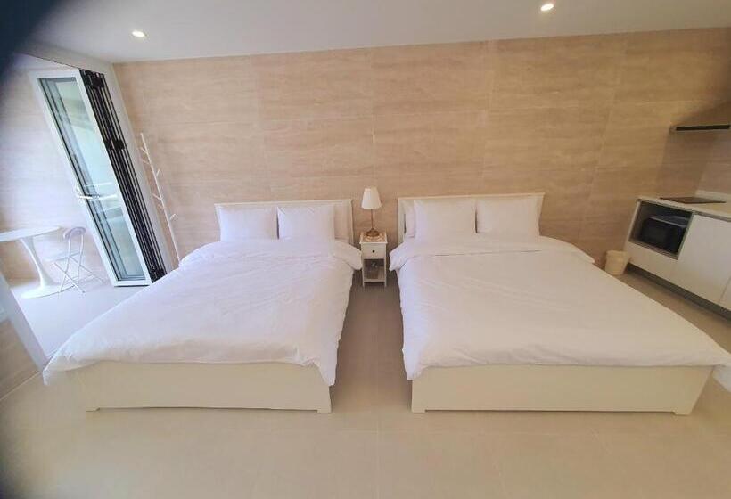 חדר סטנדרט עם ג'קוזי, White Castle Pension