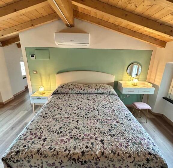 חדר סופריור לשלושה, B&b Il Podestà