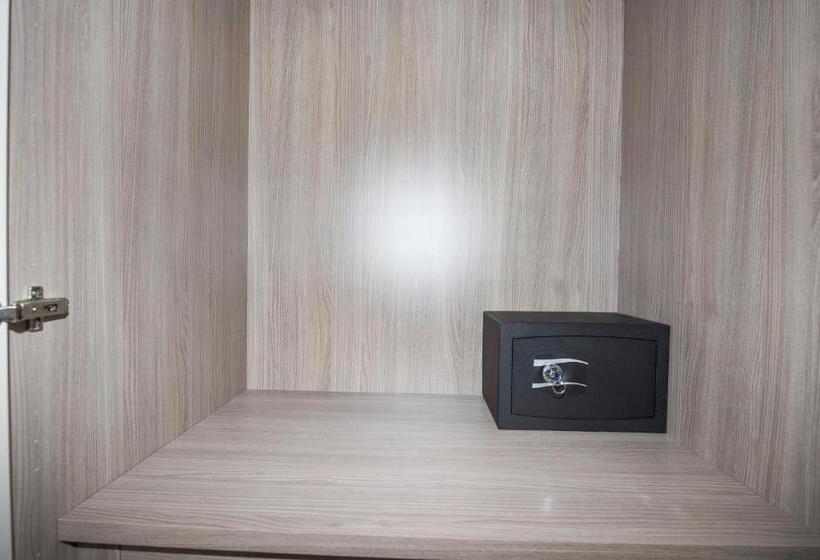 싱글 디럭스 룸, Sorriso