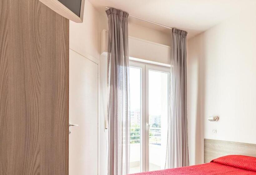 디럭스 트리플 룸, Sorriso