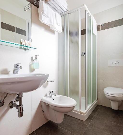 디럭스 4인 룸, Sorriso