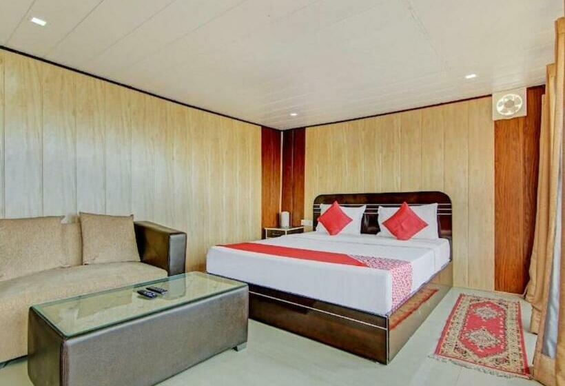 스탠다드 룸 킹사이즈 침대, Sadhoo Vibes Resort