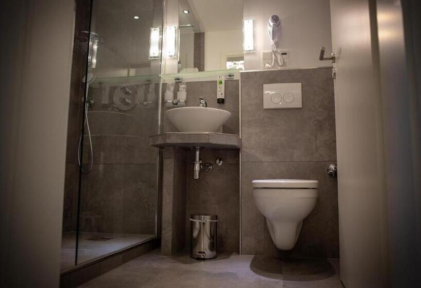 标准三人间, Aktiv Hotel Winterberg