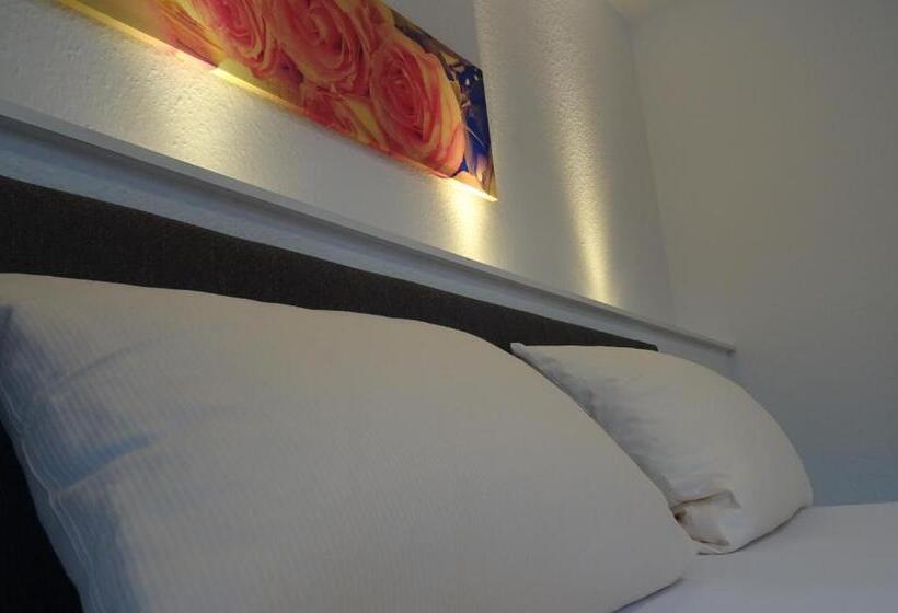 标准三人间, Aktiv Hotel Winterberg