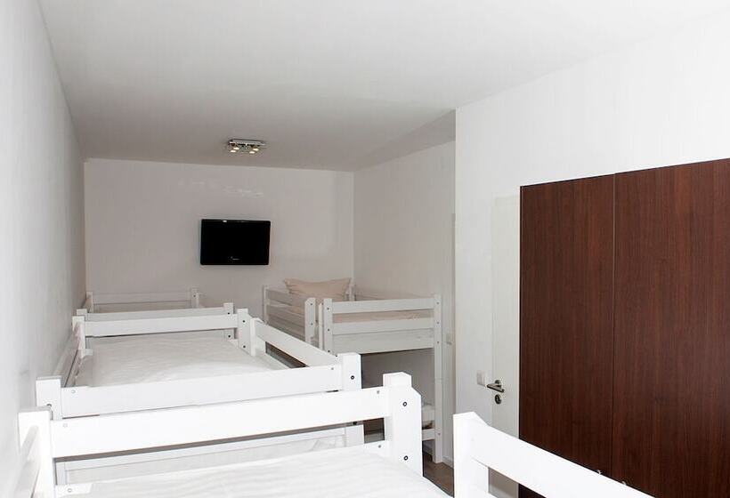 共用房间的床, Aktiv Hotel Winterberg