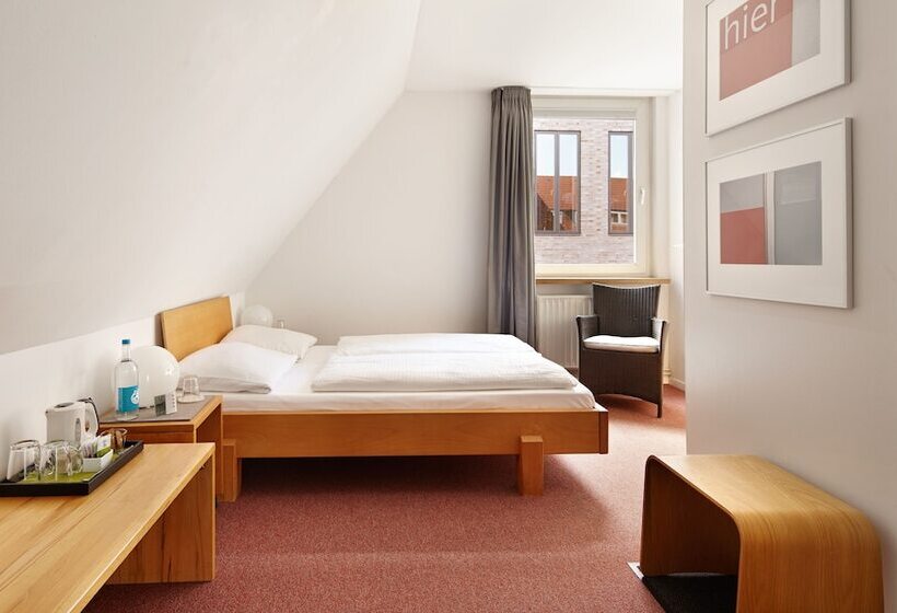 舒适型房间, An Der Marienkirche