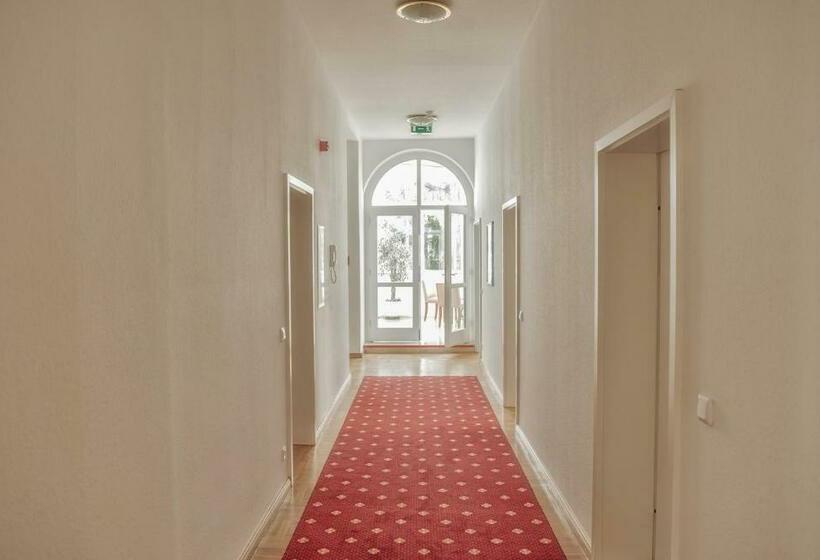 Апартаменты 1 Спальня, Augustenhof